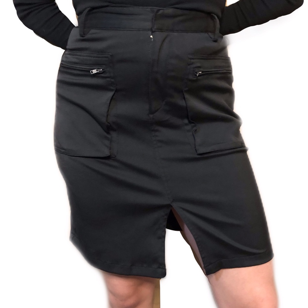 Mossimo Black Cargo Skirt